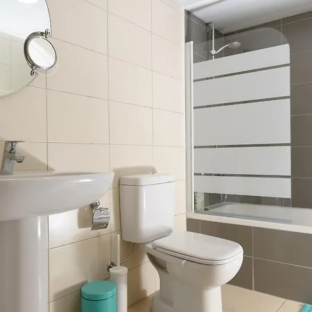 Beachfront Boutique - Eden Building Limassol