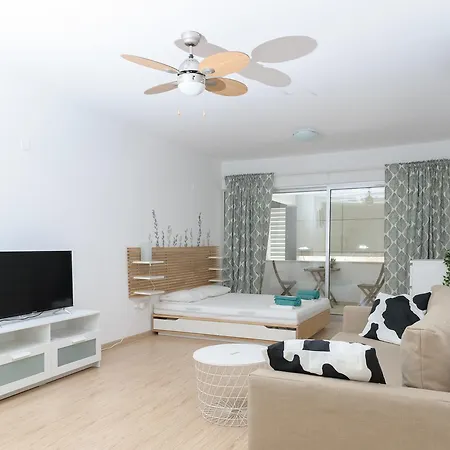 Apartman Beachfront Boutique - Eden Building Limassol