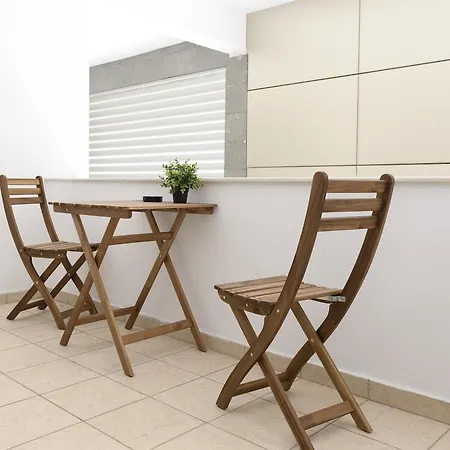 Beachfront Boutique - Eden Building Apartman *